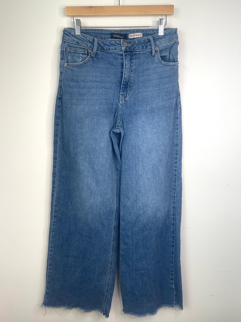 BCBG denim wide-leg jeans with a high-rise waist and a raw frayed hem size 11/30